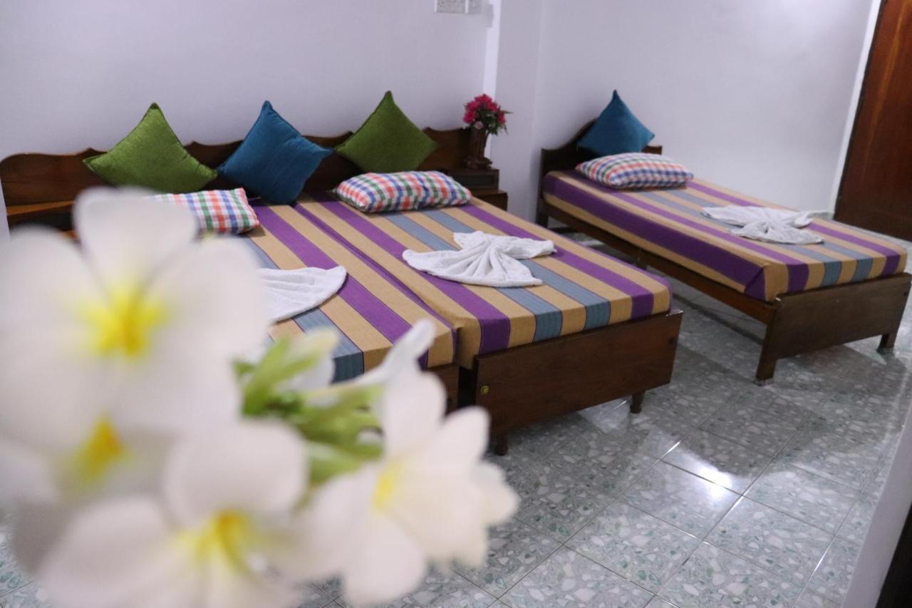 Crescent Resort Galle Ngoại thất bức ảnh