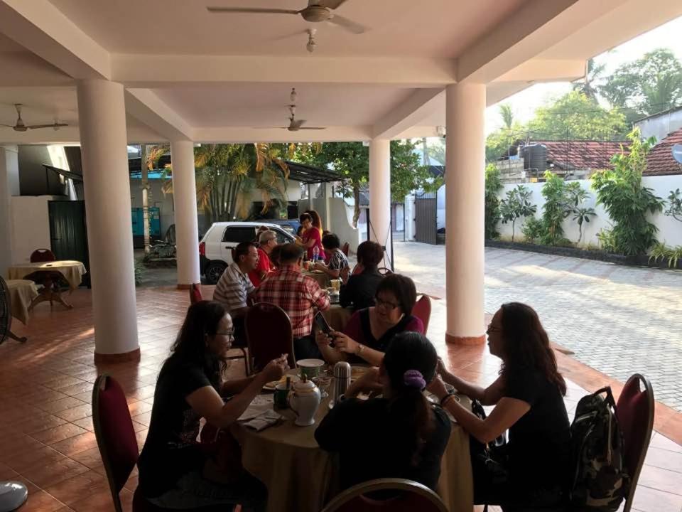 Crescent Resort Galle Ngoại thất bức ảnh